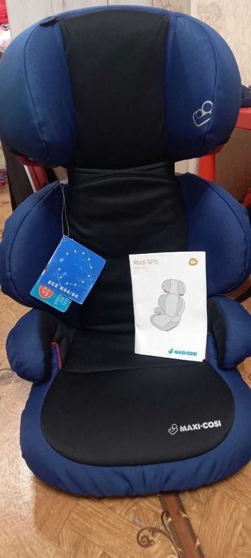 Автокресло для детей Maxi-Cosi (15-36 кг) от 3 до 12 лет (оригинал) Автокресло для детей Maxi-Cosi (15-36 кг) от 3 до 12 лет (оригинал)