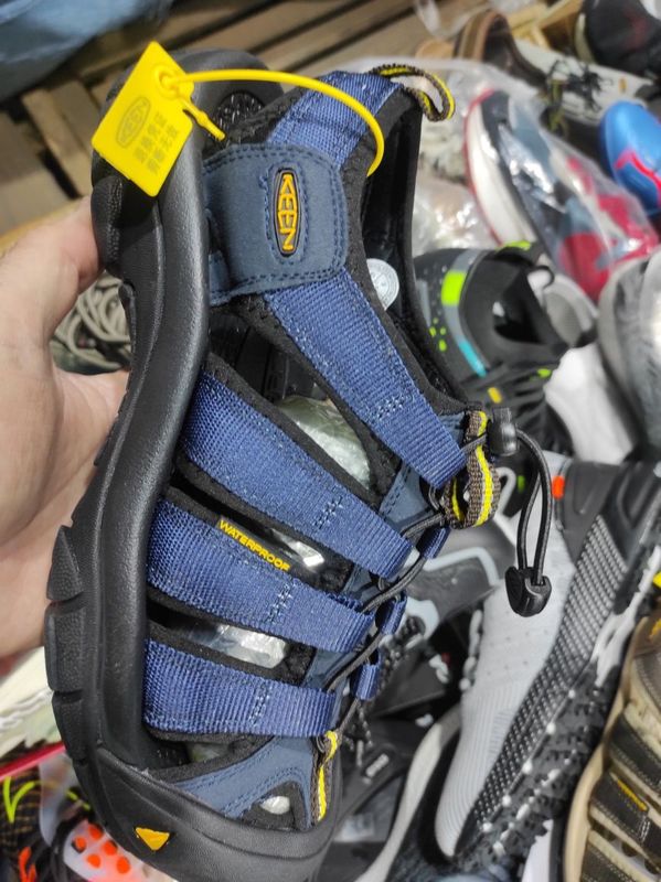Keen сандалии из Камбоджа Keen сандалии из Камбоджа