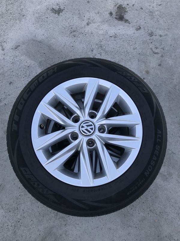 Caddy 15 radnoy wolkswagen