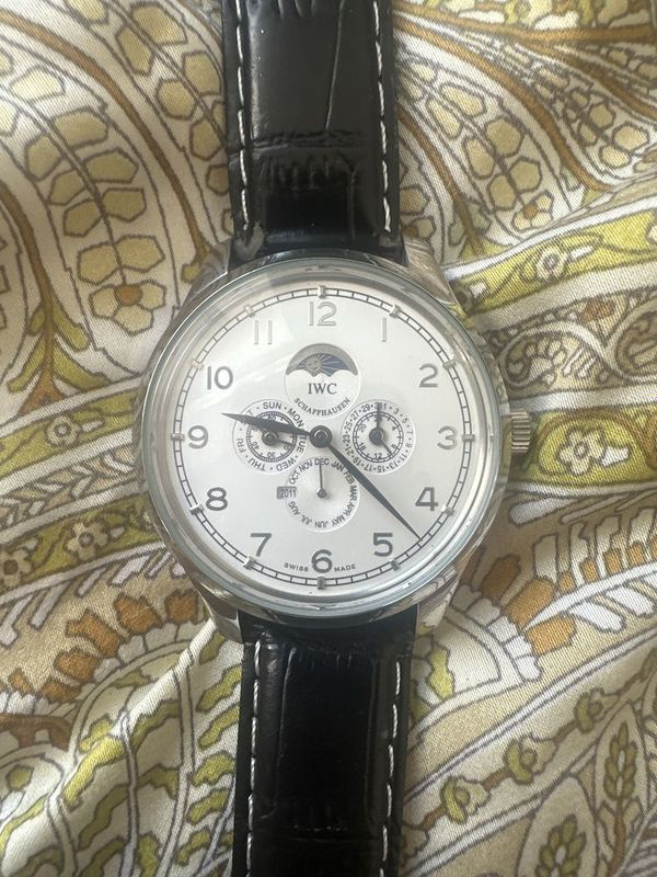 СРОЧНО!!! Часы IWC shaffhausen portugieser реплика СРОЧНО!!! Часы IWC shaffhausen portugieser реплика