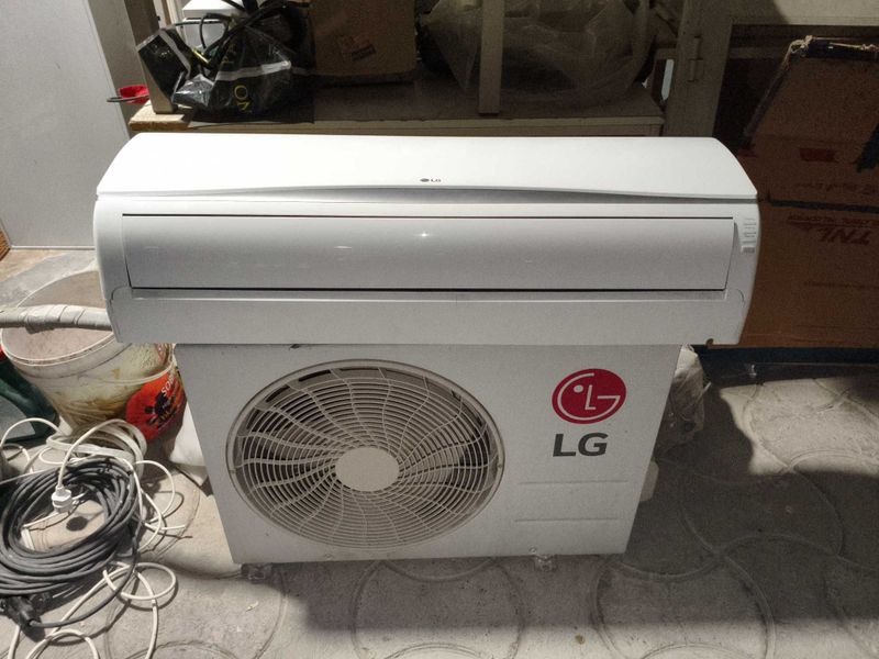 Продается кондиционер LG-18(S18LHQ) Б/У Продается кондиционер LG-18(S18LHQ) Б/У