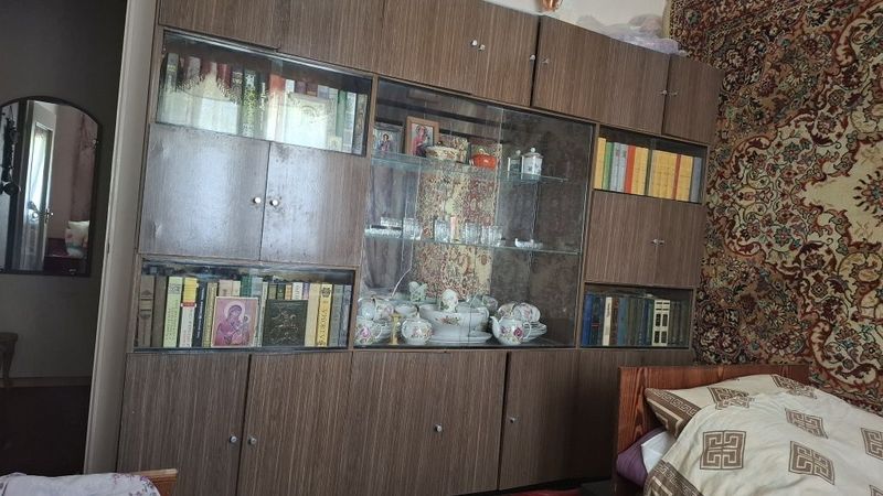 Продаю мини стенку.