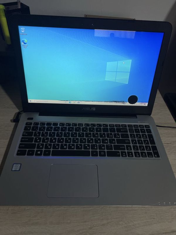 Notebook Asus X556UA Notebook Asus X556UA