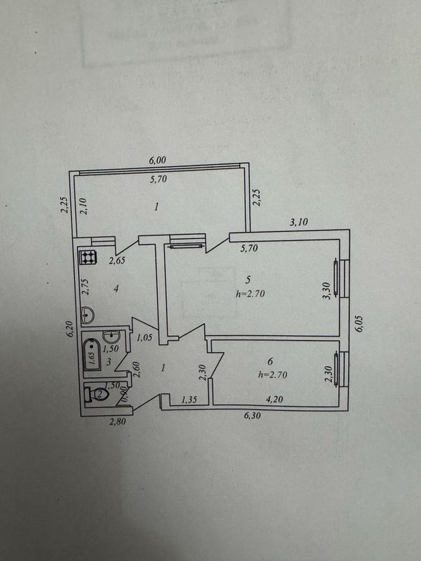 2 xona 3 xona qilingan remonti yangi kvartira srochna sotiladi.