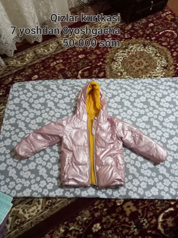 Qiz bolalar kurtkasi Qiz bolalar kurtkasi