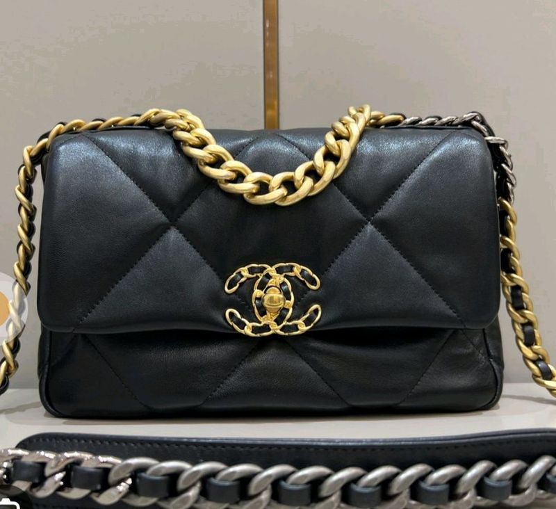 sumka CHANEL sumka CHANEL