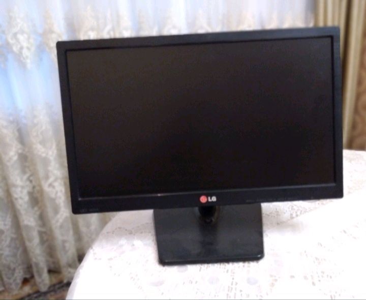 Monitor LG 19 Monitor LG 19