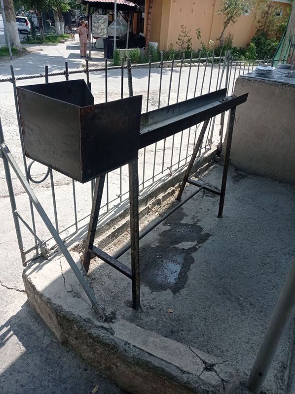 Мангал (Кура) сотилади Мангал (Кура) сотилади