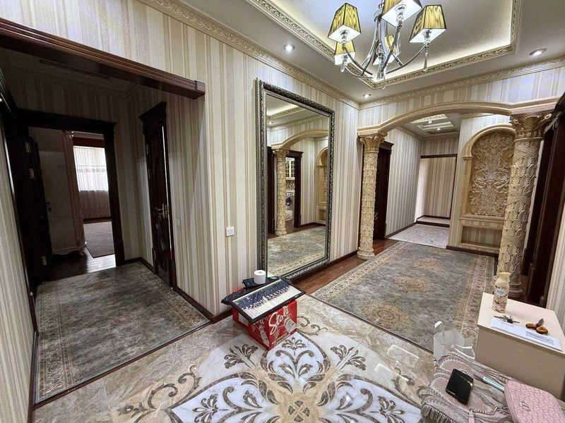 V281 ПРОДАЕТСЯ квартира Шахристанская 5/5/9 200м2 V281 ПРОДАЕТСЯ квартира Шахристанская 5/5/9 200м2