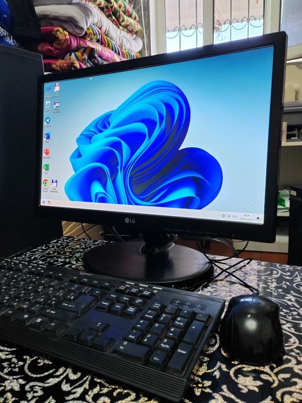 Компьютер сатылады. Windows 11. Оперативка 2 ГБ. HDD 250 ГБ. 750 мың Компьютер сатылады. Windows 11. Оперативка 2 ГБ. HDD 250 ГБ. 750 мың