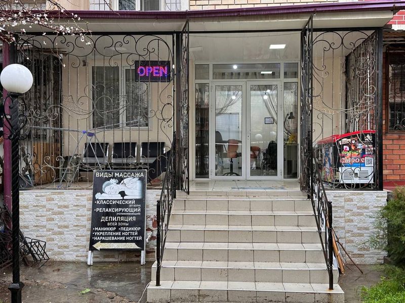 Продаётся Готовый бизнес Салон красоты и продуктовый магазин