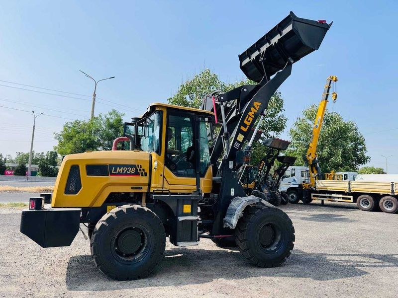Фронтальный погрузчик Lugong LM938 Premium Фронтальный погрузчик Lugong LM938 Premium