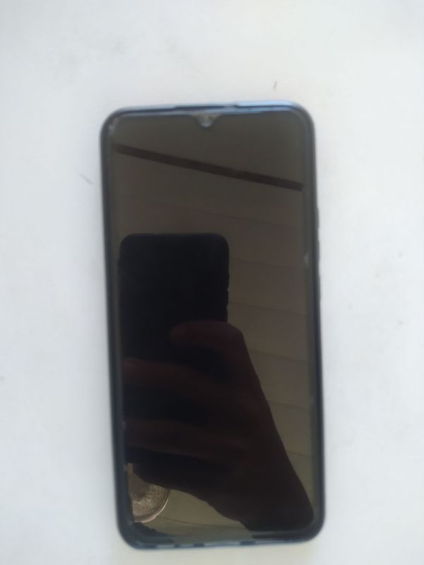 redmi9 xolati yahshi ekran almashmagan