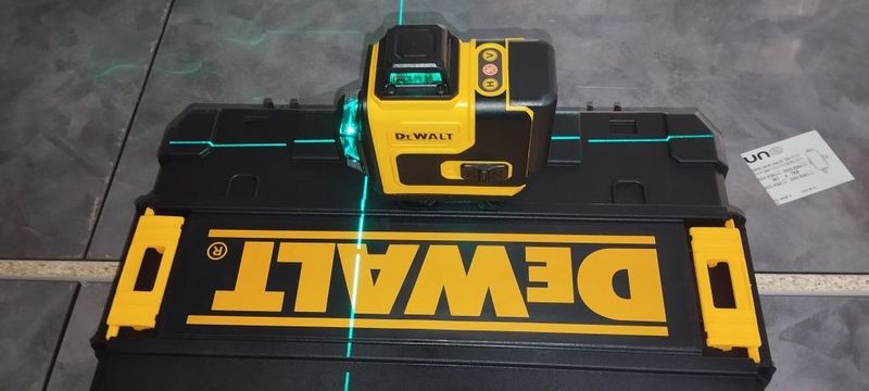 Лазер DeWalt 4D 16 Лазер DeWalt 4D 16