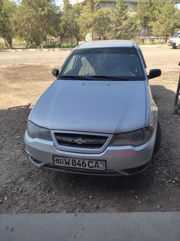 Neksiya chevrolet