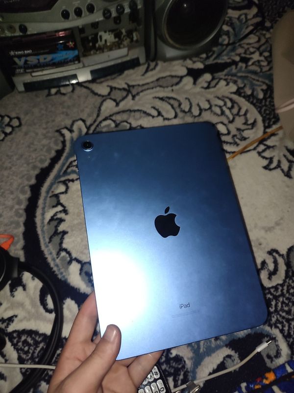 Ipad 10 64 gbli wifi noyabrgacha 1 yilli garantiyasi bor Ipad 10 64 gbli wifi noyabrgacha 1 yilli garantiyasi bor
