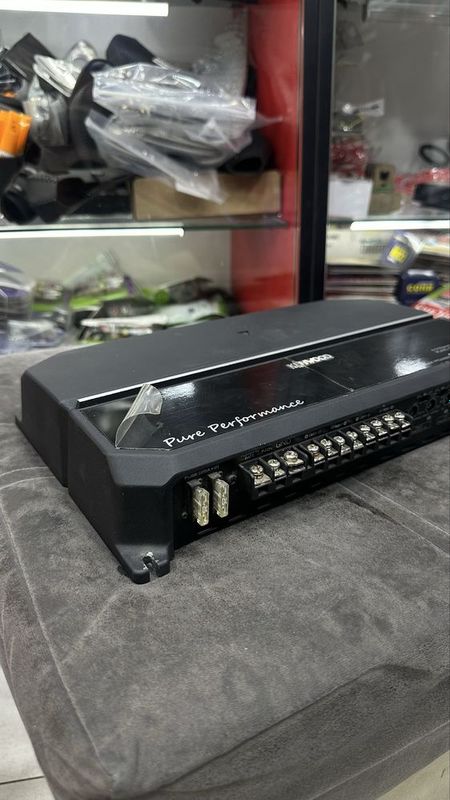 Usilitl 4 kanal 1000w Usilitl 4 kanal 1000w