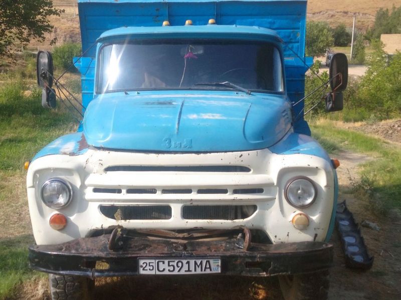 Zil 130 samasval xolati yaxshi Zil 130 samasval xolati yaxshi