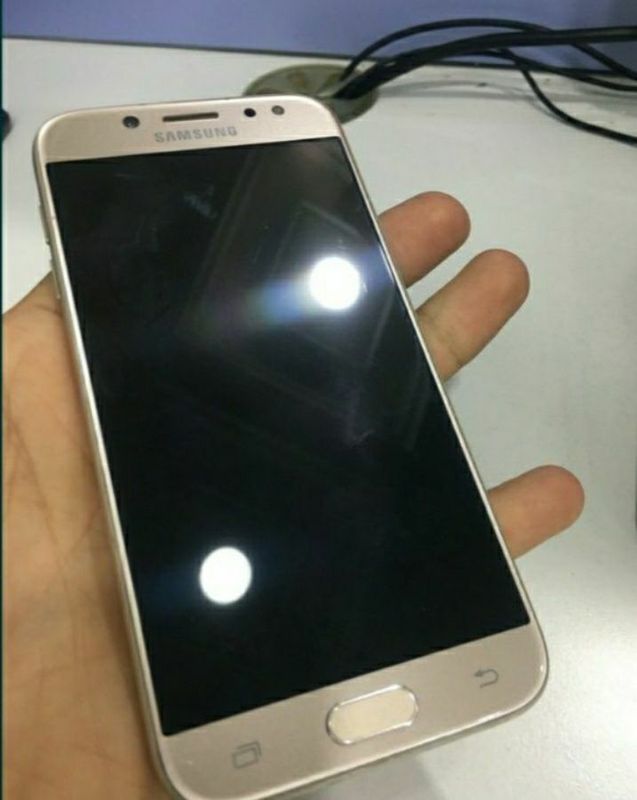Samsung galaxy j530 Samsung galaxy j530