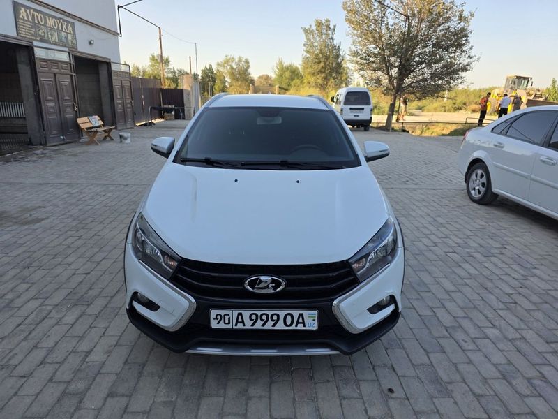 LADA VESTA GFK44 SX0 F2 сотилади LADA VESTA GFK44 SX0 F2 сотилади