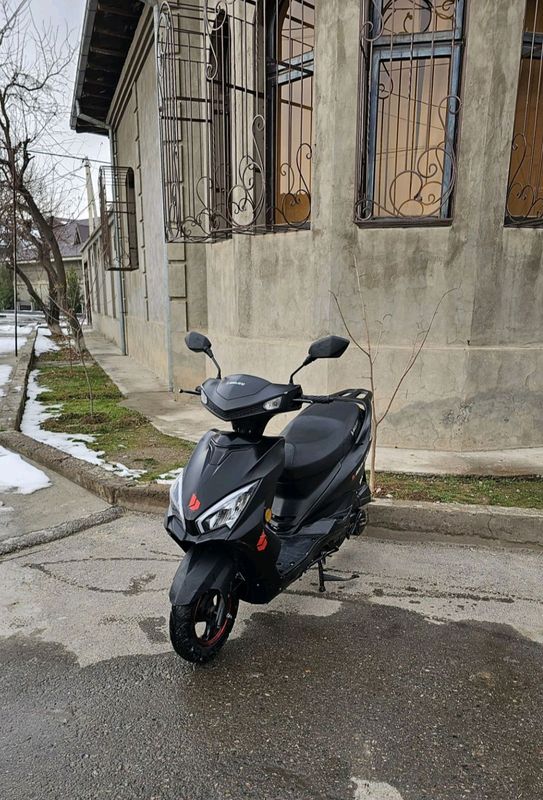 Bikeland Rocket Skuter Moped