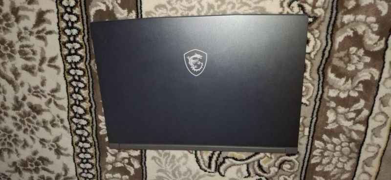 Ноутбук msi 512 gb Korean