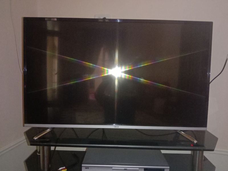 Televizor Artel 43". Ajoyib holatda Televizor Artel 43". Ajoyib holatda