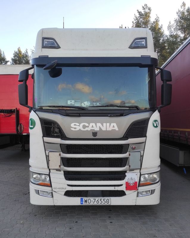 SCANIA R 450 EURO 6. 2018. Сотилади.ТЯГАЧ . SCANIA R 450 EURO 6. 2018. Сотилади.ТЯГАЧ .