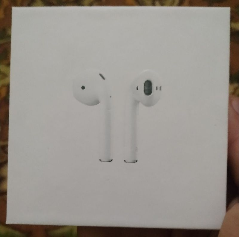 Airpods 2.2 sotiladi