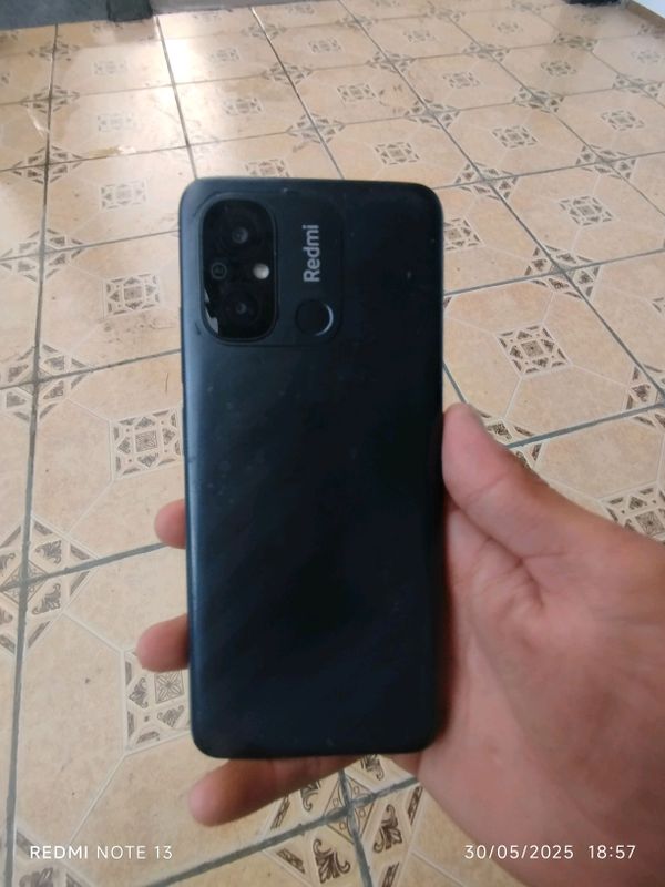 Redmi 12 C holati yaxshi kami bor Redmi 12 C holati yaxshi kami bor