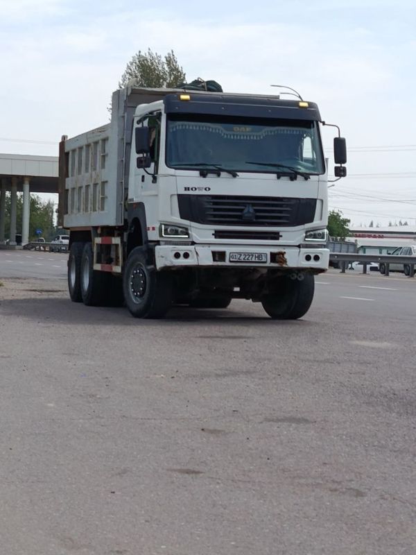 Howo sinotruck samosval zavod Howo sinotruck samosval zavod