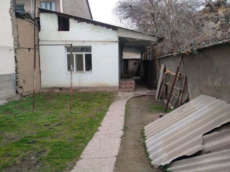 Продаётся земельный участок площадью 2.8 сотки