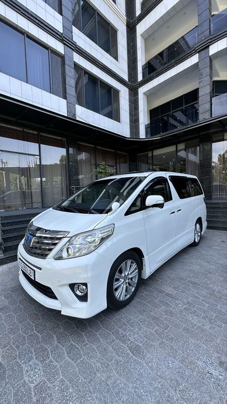 Toyota Alphard 3.5 2008 yil Toyota Alphard 3.5 2008 yil
