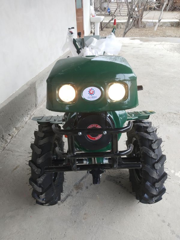 Motokultuvator yer haydash uchun