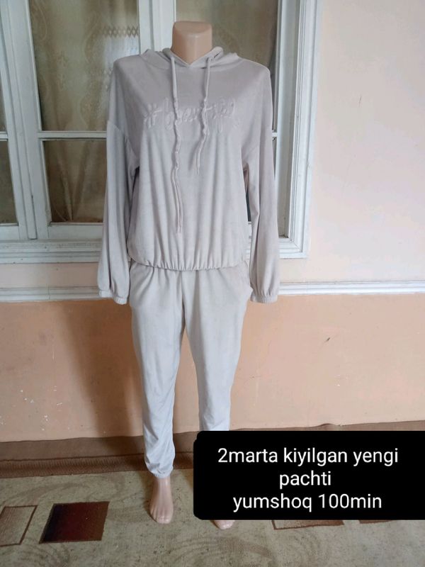 Zara спартивный костюм
