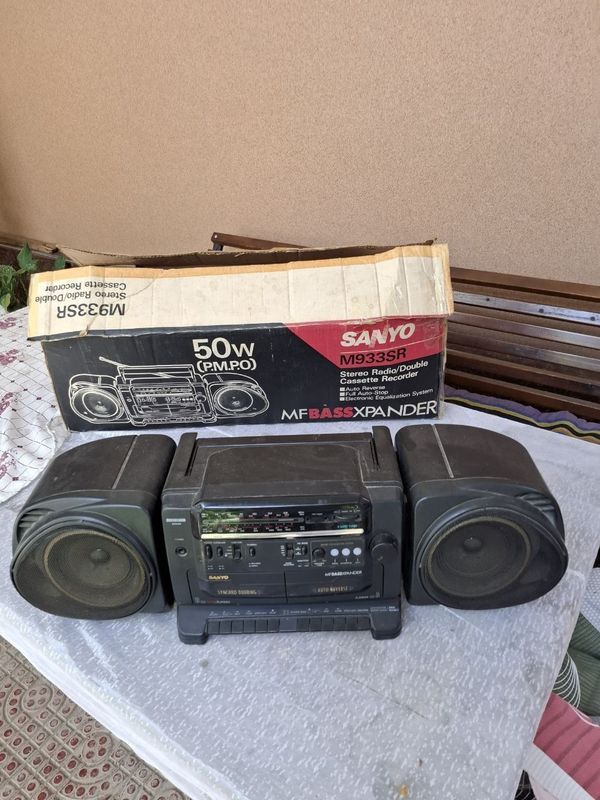 Magnitafon+radio "Sanyo" Magnitafon+radio "Sanyo"