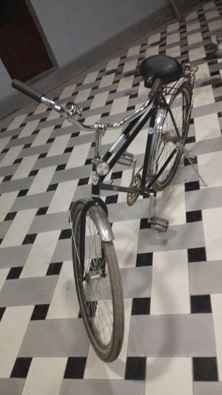 Ural velosiped holati ideal yangi holatda