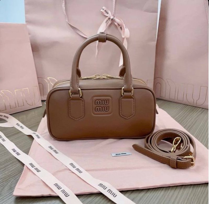 Miu miu lux sumka Miu miu lux sumka