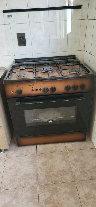 Gaz plita sotladi vitechkasi blan Gaz plita sotladi vitechkasi blan