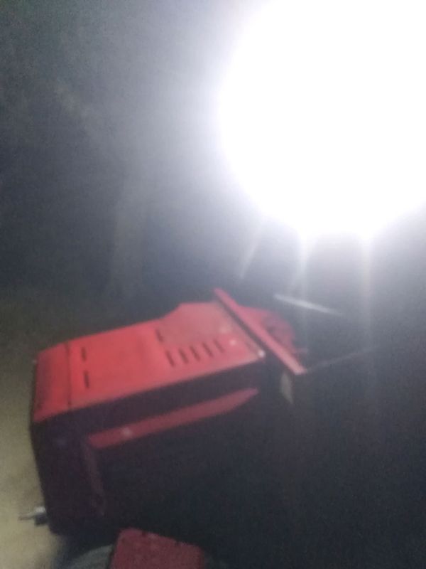 mini traktor sotiladi xarajati umuman yoq baxosi