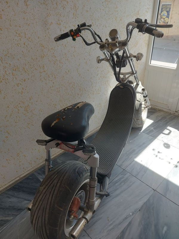 Terminator Bike skutor sotiladi Terminator Bike skutor sotiladi