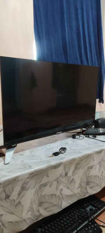 Samsung smart televizor 32 tali Samsung smart televizor 32 tali