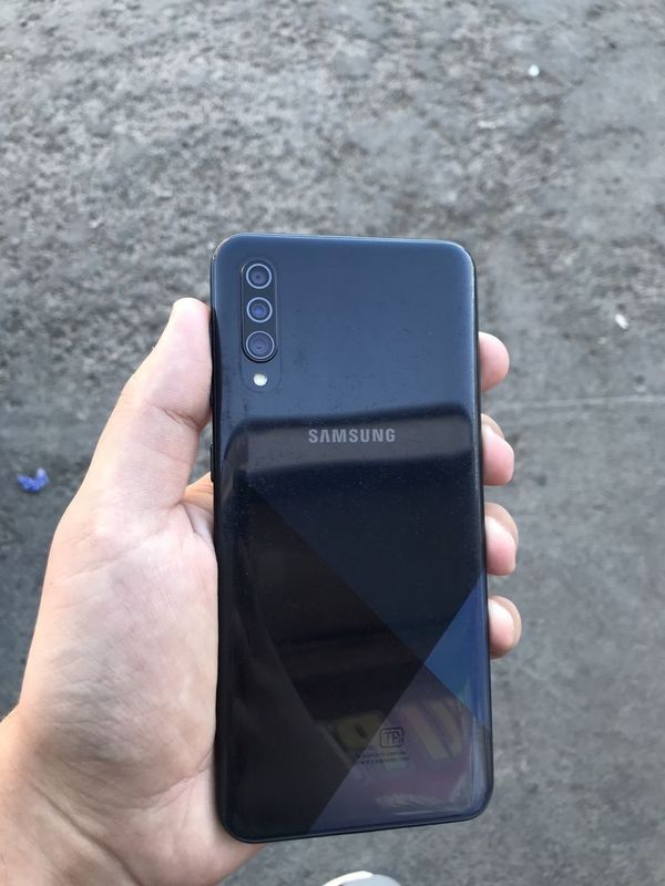 Samsung a 30s telefon sotiladi