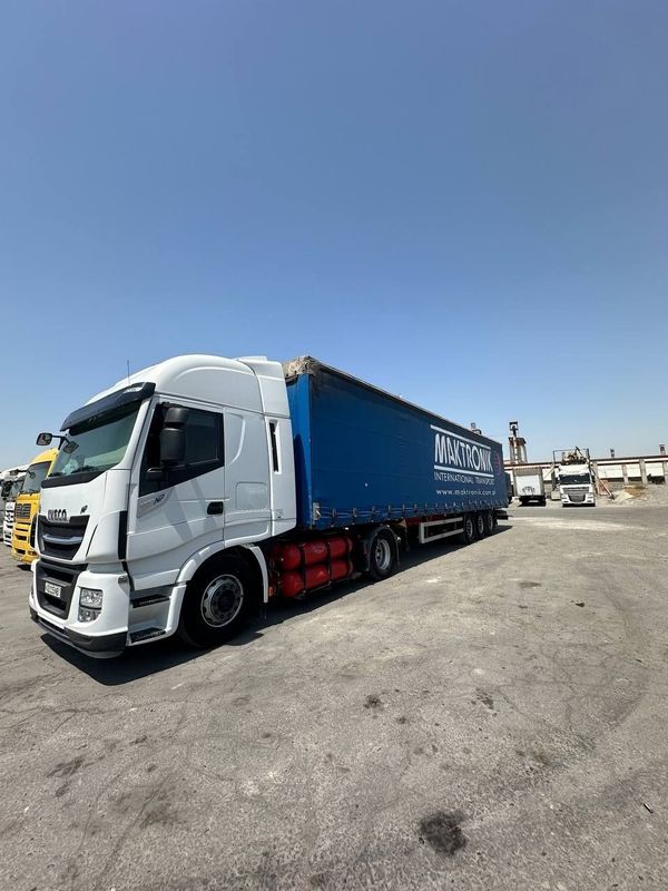 IVECO 400 йил + Прицеп Kogel 2008 йил IVECO 400 йил + Прицеп Kogel 2008 йил