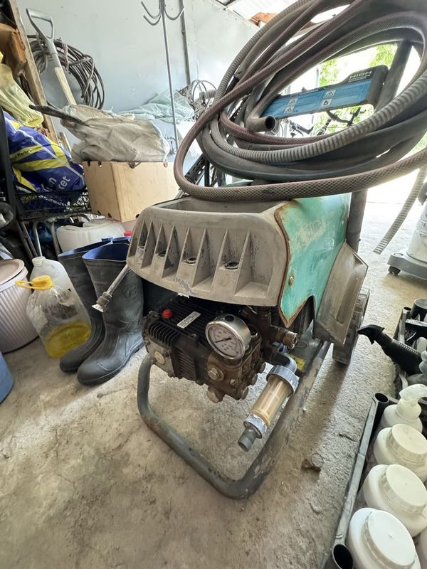 Avto moyka karcher 3fazali Avto moyka karcher 3fazali