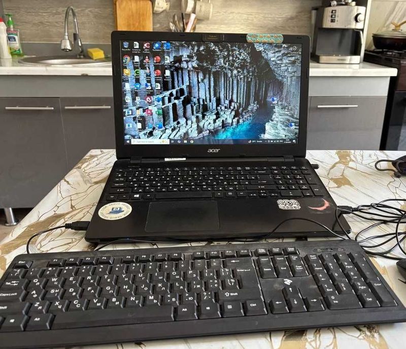 Noutbuk ofis b/u Intel I3 12 Gb Ram 250 Gb SSD Noutbuk ofis b/u Intel I3 12 Gb Ram 250 Gb SSD