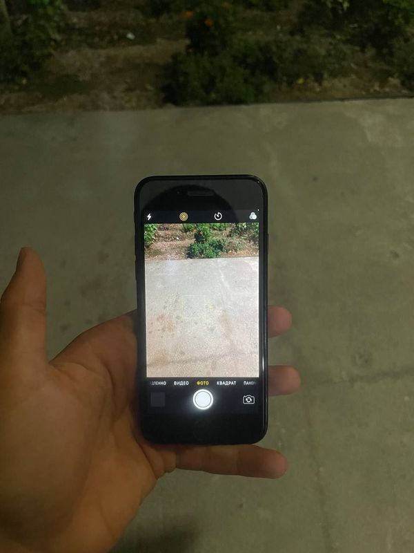 Iphone 8 64gb obmen bor