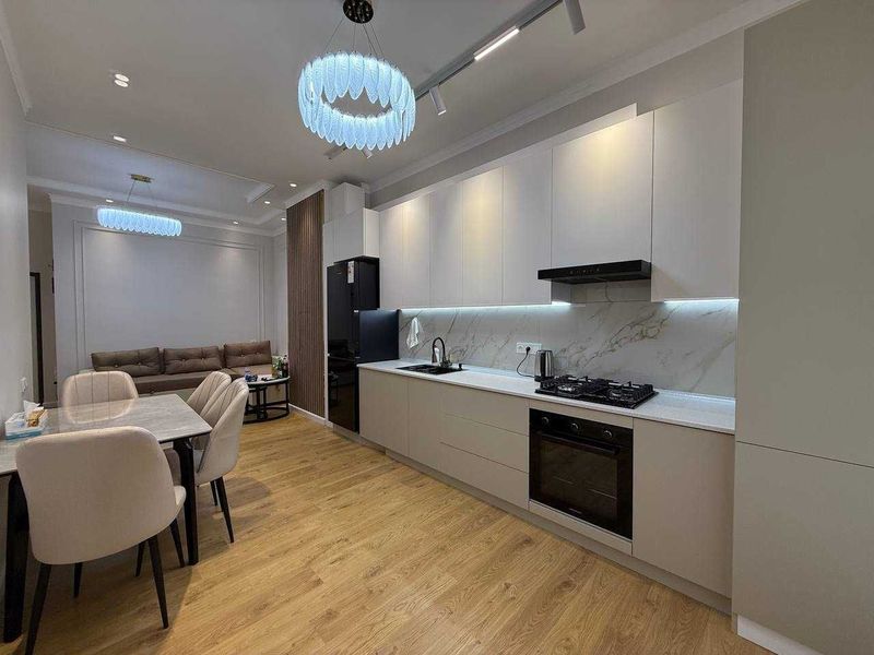 Сдается квартира в ЖК Royal House Сдается квартира в ЖК Royal House