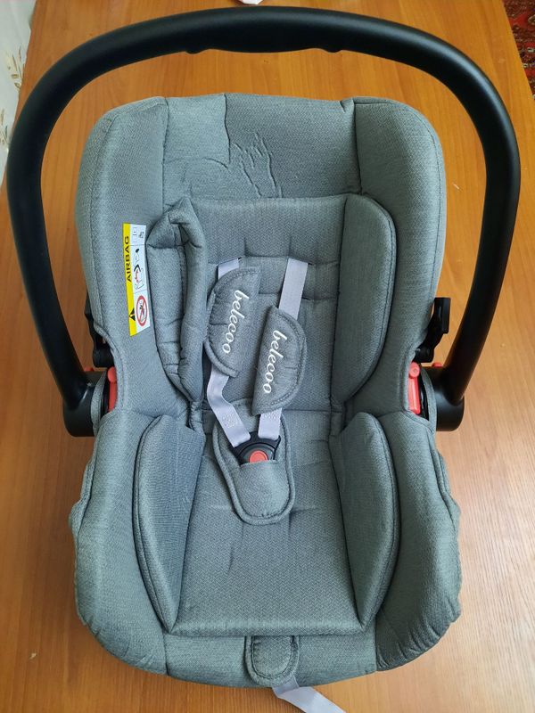 Продаётся абсолютно новое автокресло для детей от Belecoo Продаётся абсолютно новое автокресло для детей от Belecoo