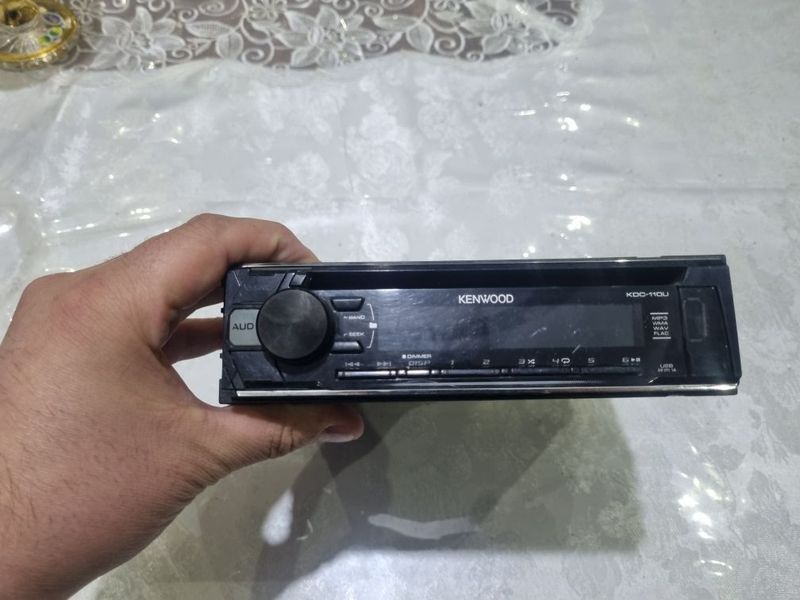 KENWOOD model KDC-110U